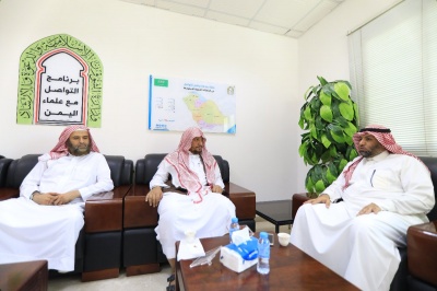 المشرف على برنامج التواصل مع علماء اليمن يستقبل رئيس رابطة أهل الحديث الشيخ أبا الحسن المأربي